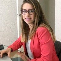 Ana Pucci Email