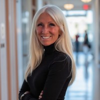Vicki Javens Email & Phone Number