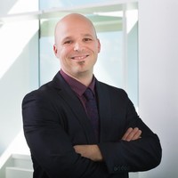 Eric Vézina Email