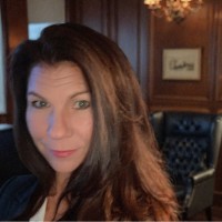 USA PROPERTY REALTY GROUP Employee Diana Undergust's profile photo