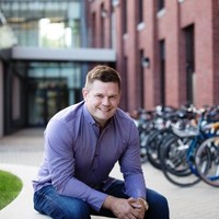 Email e telefono di AJ Gerritson