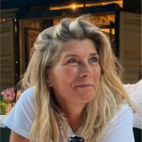 Saskia Dijkstra Email