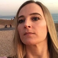 Zuzana Smith Email & Phone Number