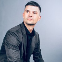 Artur Edvardsson Email & Phone Number