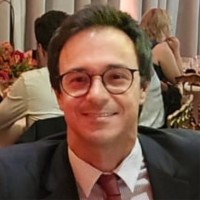 Felipe Castro Email