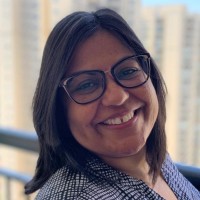 Claudia Ferreira Silva Email