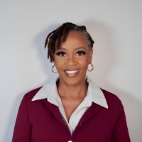 Mission Global Employee Vixian Powell's profile photo