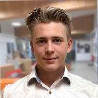 Simon Pontén Email