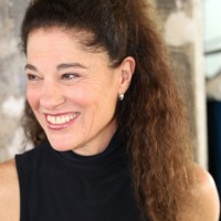 Claudia Bloom Email & Phone Number