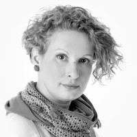 Milleni Tratcheva Email