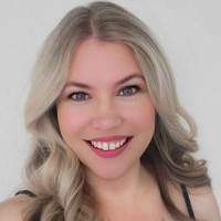 Dani Loebs Email & Phone Number