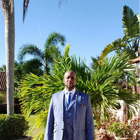 MrQuickPick Employee Ramone Edwards's profile photo