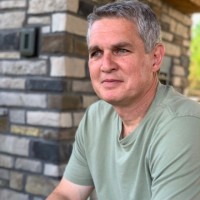 Financial Services Consultant Employee Glen Weaver's profile photo