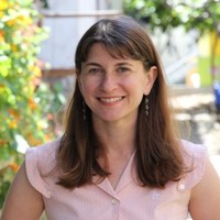 Wisecrack Employee Elizabeth Yarwood's profile photo