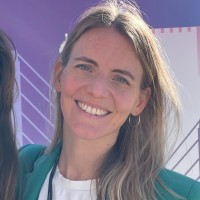 Aliénor de Guernon Email