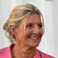 Nancy Berghs Email