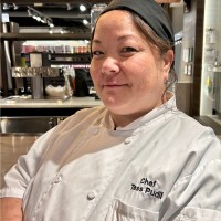 Plum Market Employee Tess Pudil's profile photo