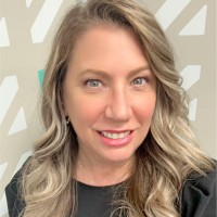 Safari Sun Employee Lisa Walton's profile photo