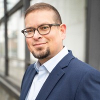 Juan Neidhardt Email