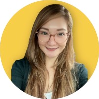 Confirmed LLC Employee Raquel D's profile photo