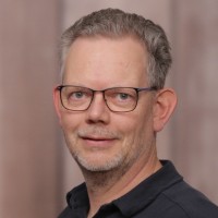 Arjan Vos Email
