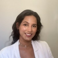 Regine Gomes Email