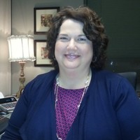 Shelly Markham Email & Phone Number