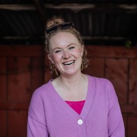 Jo Hooper Email