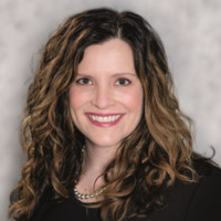 Hy-Vee, Inc. Employee Kristine Jones's profile photo