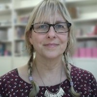 BUST Magazine Employee Debbie Stoller's profile photo