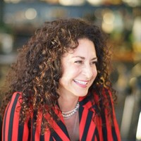 Jammers Apparel Group Employee Roberta Bennett's profile photo