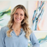 MHV Fine Art Employee Mandy Vecchio's profile photo