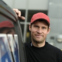Thomas Vrou Email & Phone Number