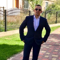 Andrii Oliinyk Email