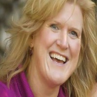 Quvium UK Employee Karen Travers's profile photo