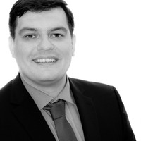 E-mail e número de telefone de Rodrigo Fernandes