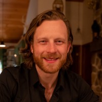 GrowthMentor Employee Nick Schwinghamer's profile photo