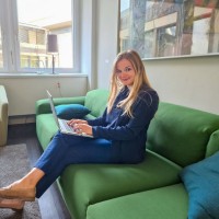 Espace Real Estate AG Employee Nina Napoli's profile photo
