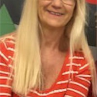 Atara Biotherapeutics Employee Julia Olmstead's profile photo