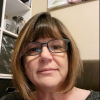 Verna Oliveira Email & Phone Number