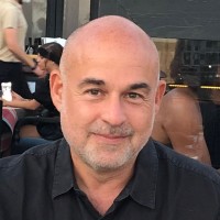 Roadpost Employee Robert Blumenthal's profile photo