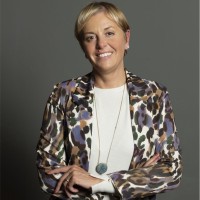 E-mail e número de telefone de Amelia Corti