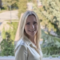 Reduce Employee Lauren Robertson's profile photo