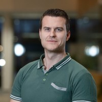 Sebastian Larsen Email