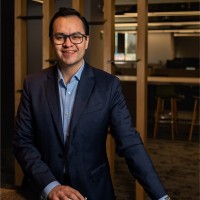 Iván Santamaría Email