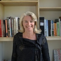 Elizabeth Kahn Email & Phone Number