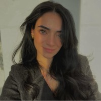 This Unique Employee Sara Diana's profile photo