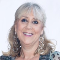 ELEMIS Employee Sue Bond's profile photo