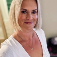Suzanne Wallace Email & Phone Number