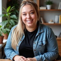 Mountain West Financial, LLC Employee Laura Martell's profile photo